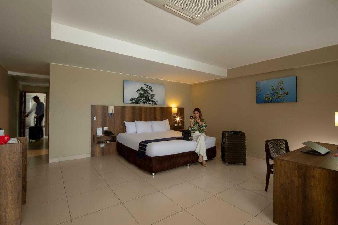 Casa Andina Select Pucallpa Kültér fotó