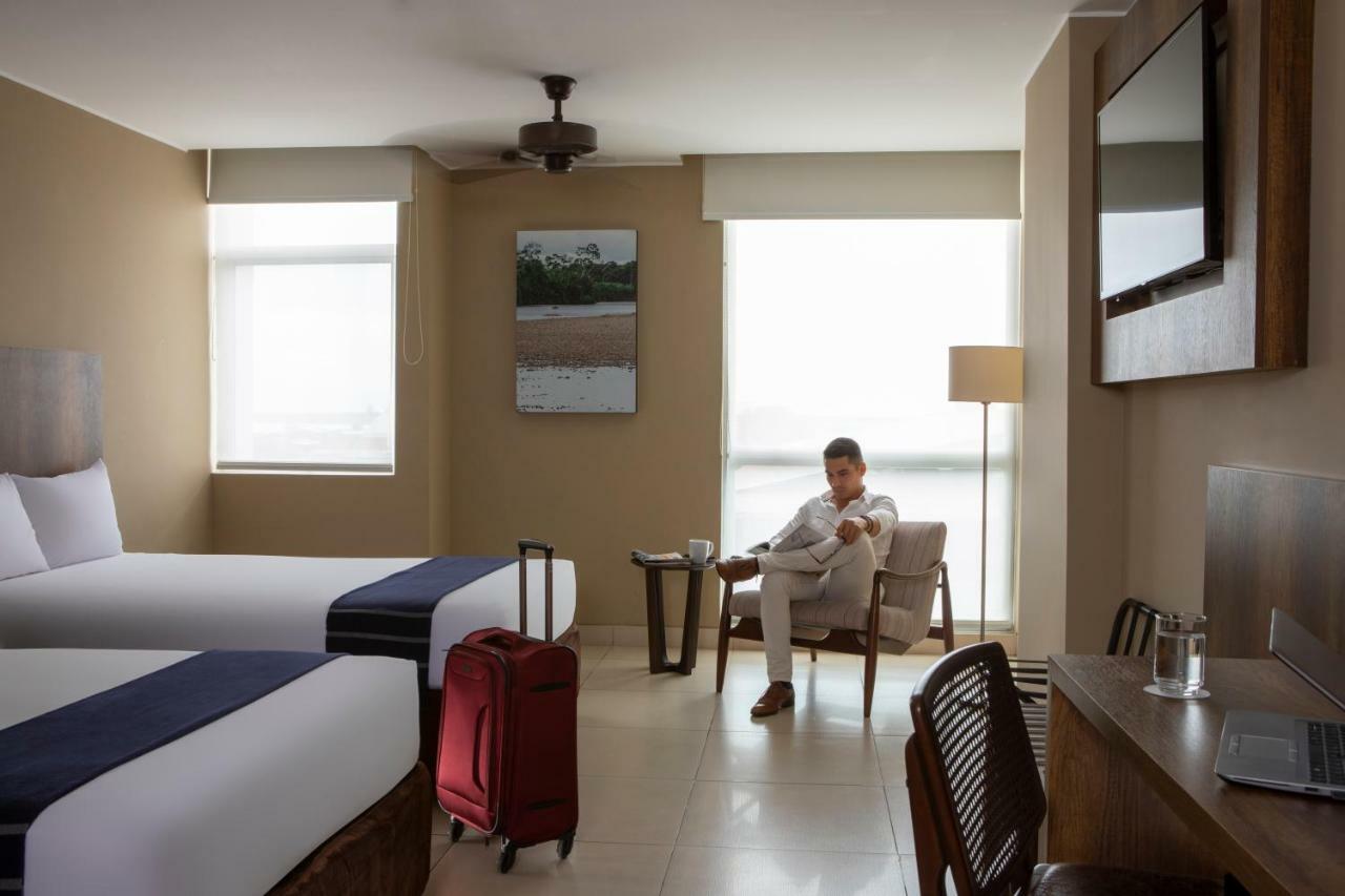 Casa Andina Select Pucallpa Kültér fotó